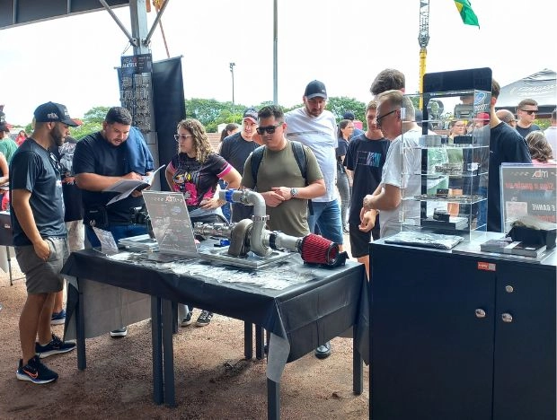 Aceleremos no Fueltech Velopark.